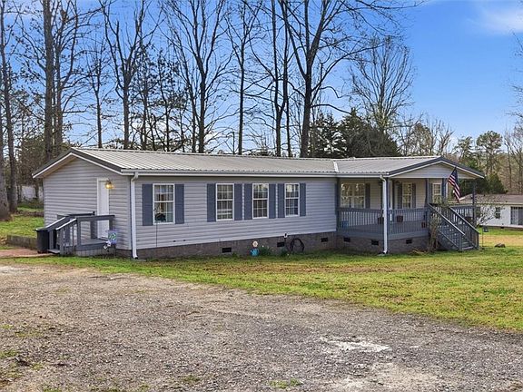 3rd image of 409 W Bagwell Rd
