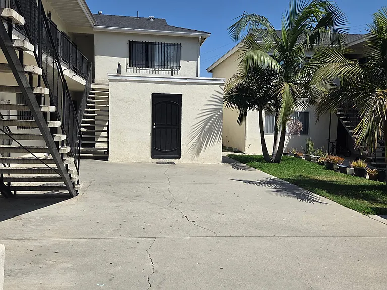 580 E Pleasant St #5 — Photo 10