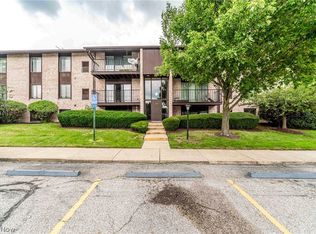 16340 Heather Ln, Cleveland, OH 44130