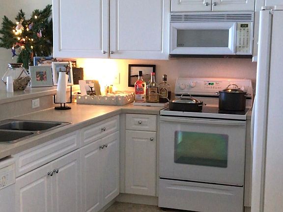 2nd image of 80 Surfview Dr APT 805
