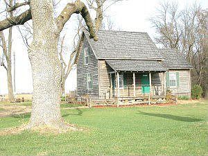 2nd image of 4105 County Road 240
