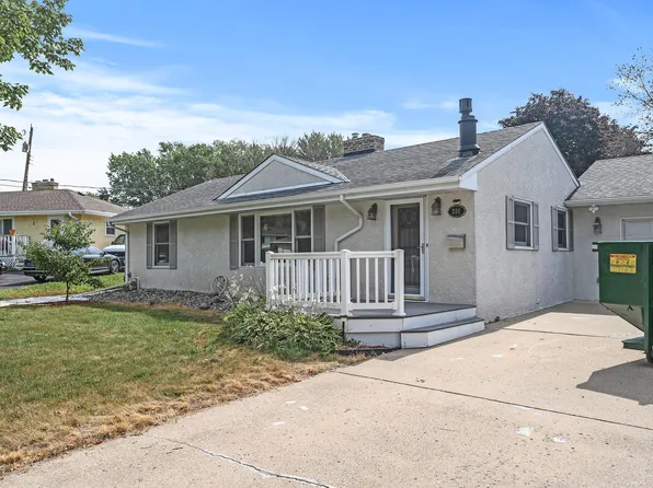 206 Reid Ln, South Saint Paul, MN 55075