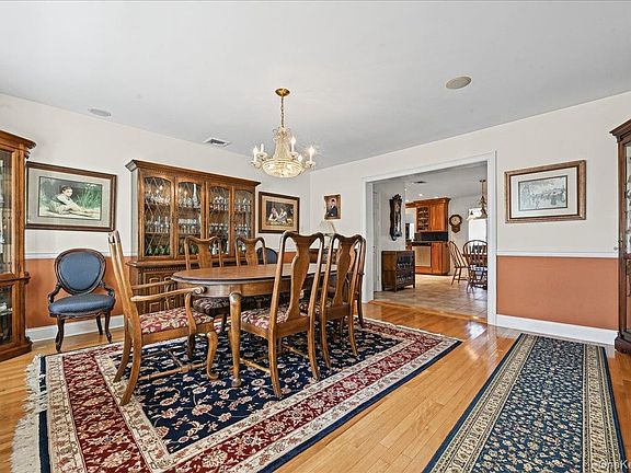 4th image of 3209 Mark Alan Drive