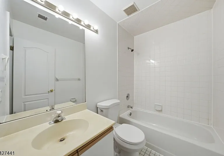 11 Deer Hill Ct — Photo 29