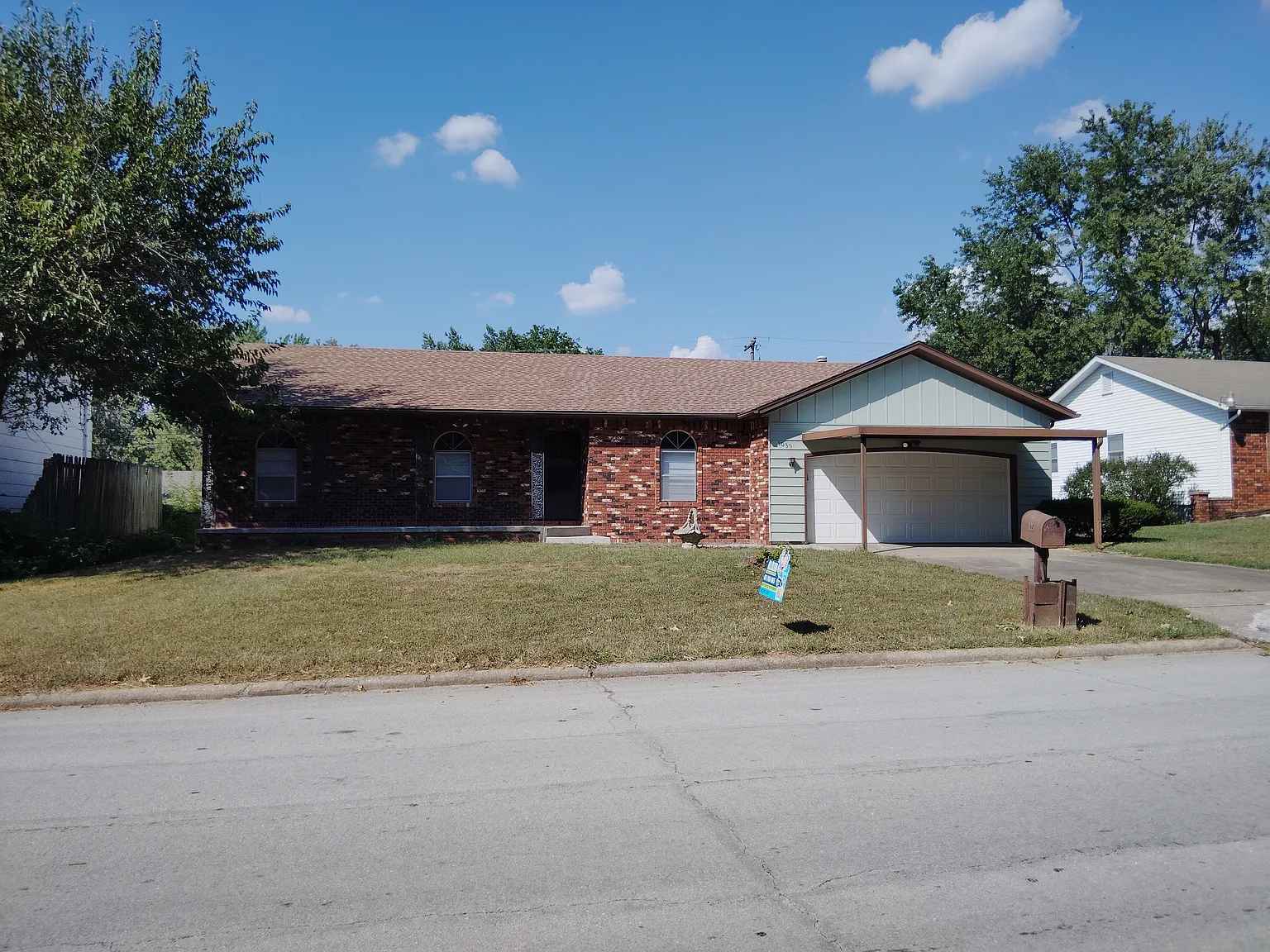 3 bed, 1562 sqft, $1,500 — Photo 2
