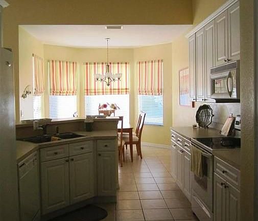 2nd image of 2640 SW 31st Ln