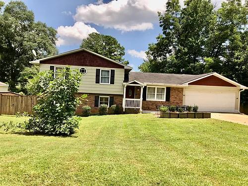 1599 Idlehour Dr Photo 1