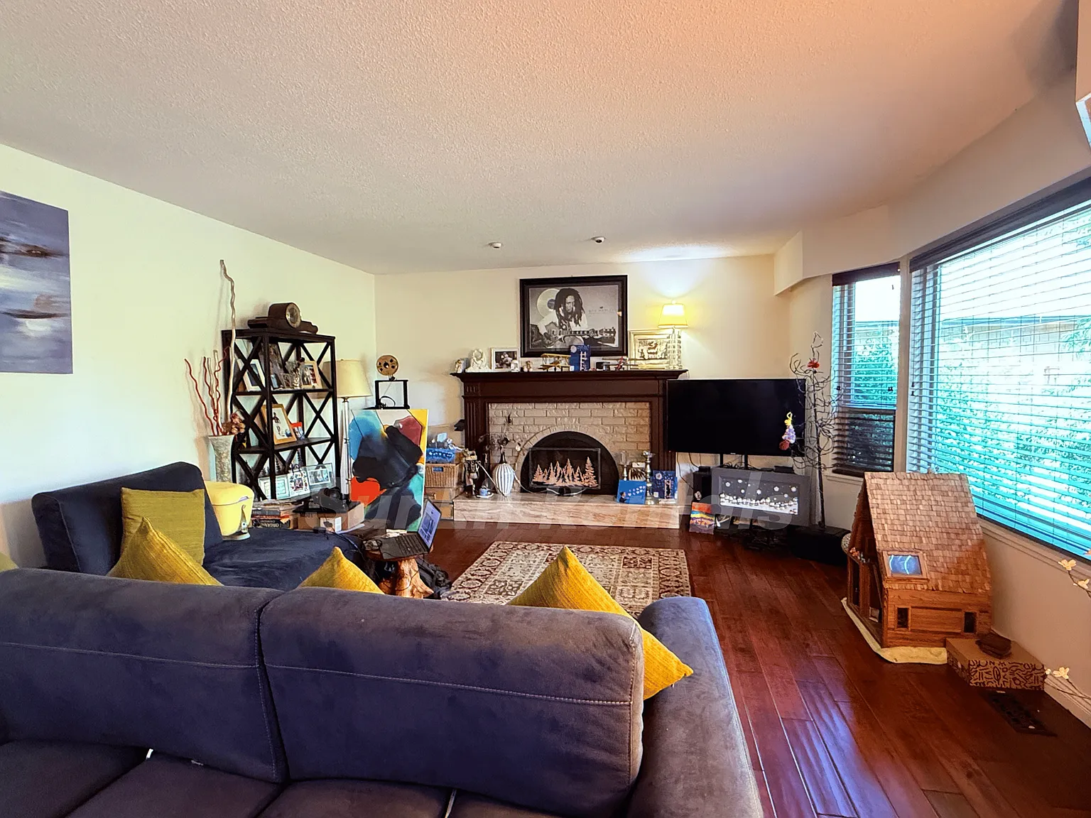 3 bed, 1692 sqft, $3,580 — Photo 4
