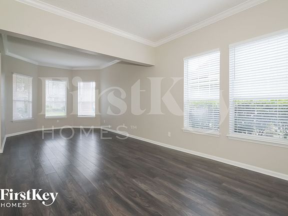5th image of 6331 Falbridge Ct