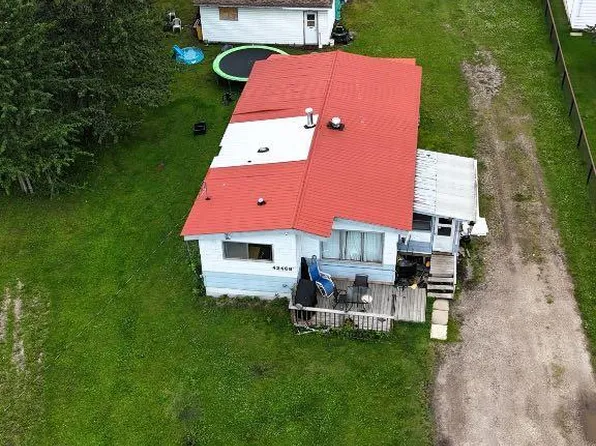 424 68th St, Edson, AB T7E 1M7