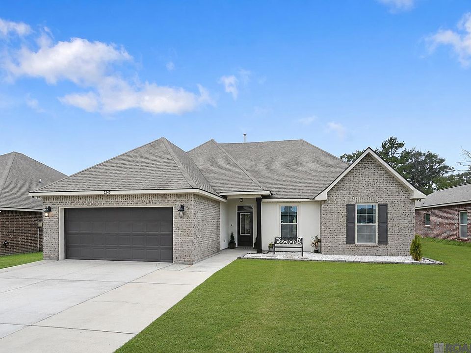 1st image of 23165 Berry View Dr
