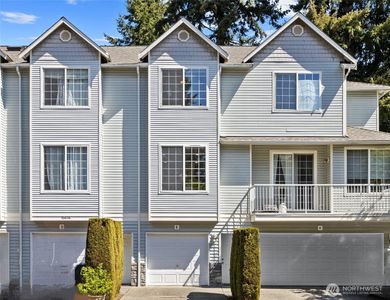 10414 Holly DR #E, Everett, WA, 98204