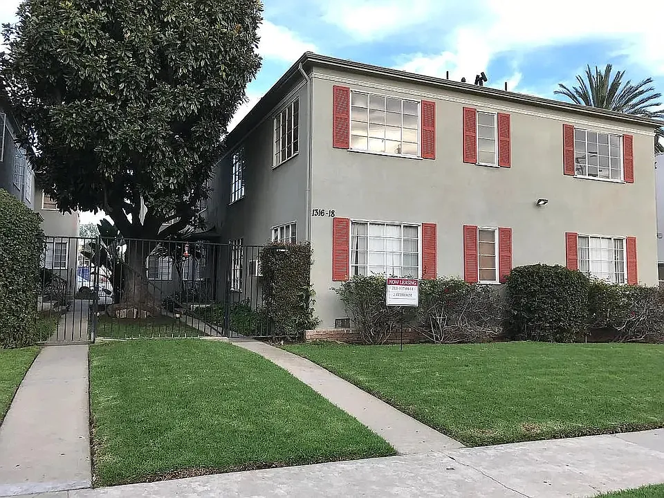1316 N Citrus Ave #4