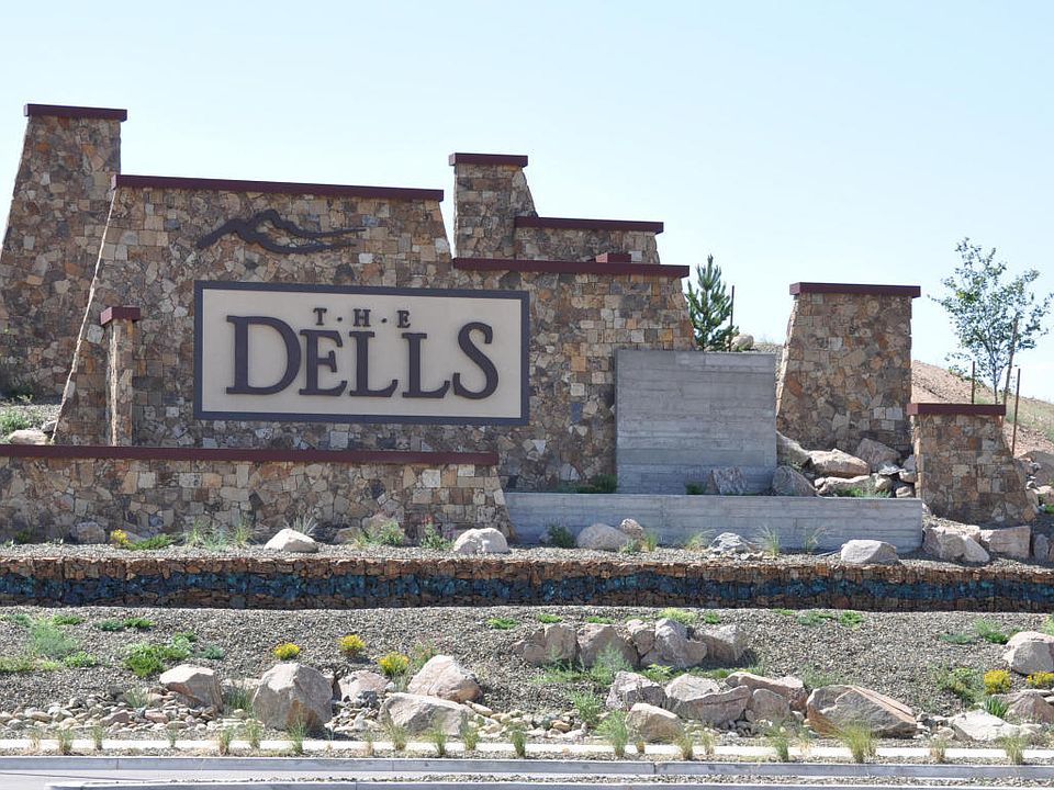 2nd image of 5272 Scenic Crest Way