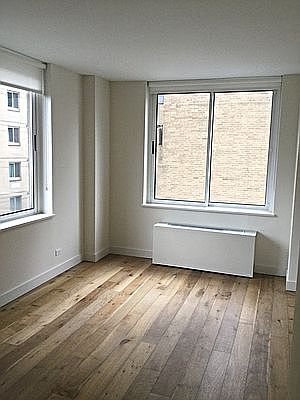 1st image of 560 W 43rd St APT 4C