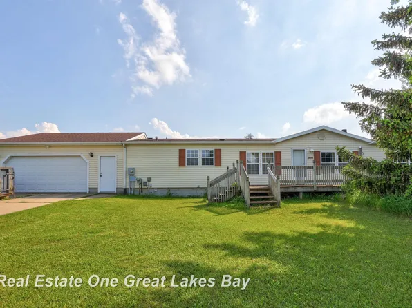 300 Wight St, Elsie, MI 48831