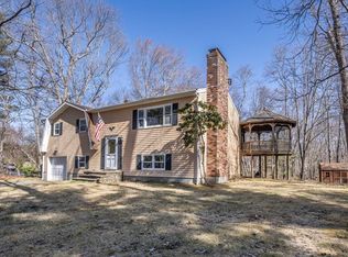 8 Highland Ridge Rd, Assonet, MA 02702