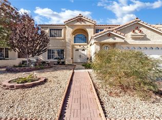 727 Rising Star Dr, Henderson, NV 89014