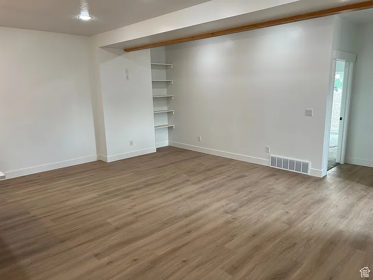 725 W 350 N #A — Photo 13