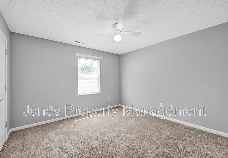 134 Aaron Pl NW — Photo 17