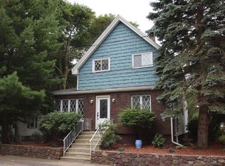 17 Davis St, Saugus, MA 01906