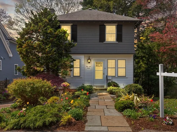 9 Lewis St, Newton, MA 02458