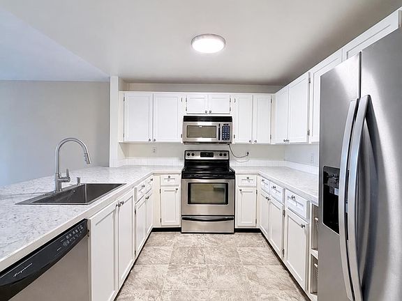 4th image of 17516 NW Springville Rd Unit B1