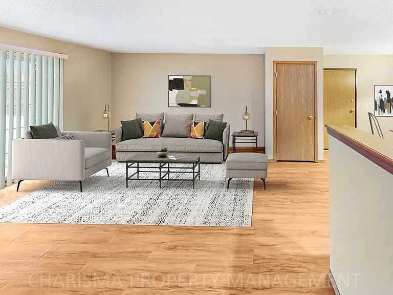 Teakwood Apartments — Photo 32