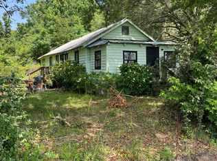 8070 Maxie Rd, Edisto Island, SC 29438