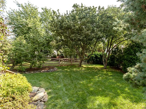 2nd image of 13711 Southernwood Ct