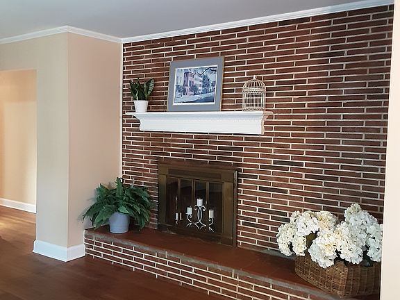 Hearth measures ten feet!