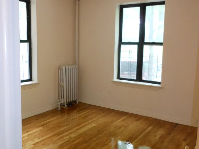 1487 Teller Ave #GB1 — Photo 2