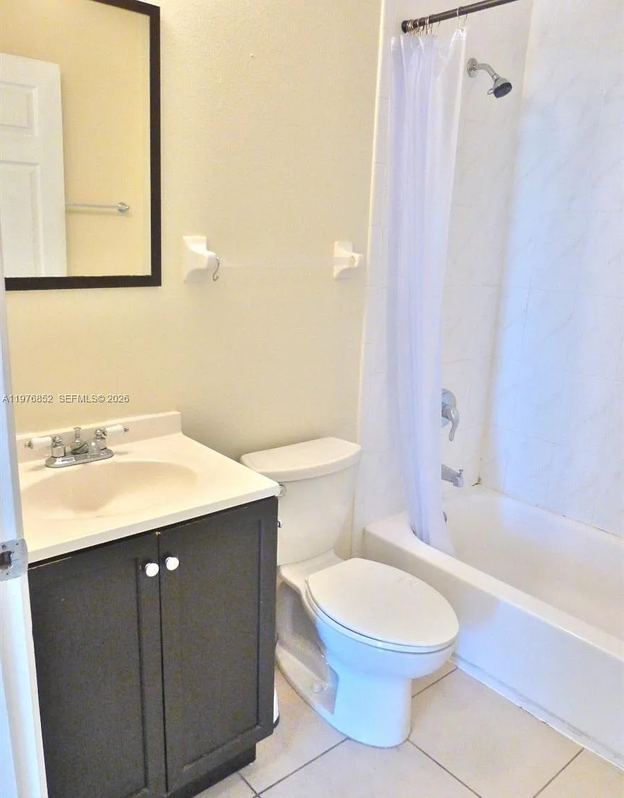 11 54 41 First Westmorela — Photo 4