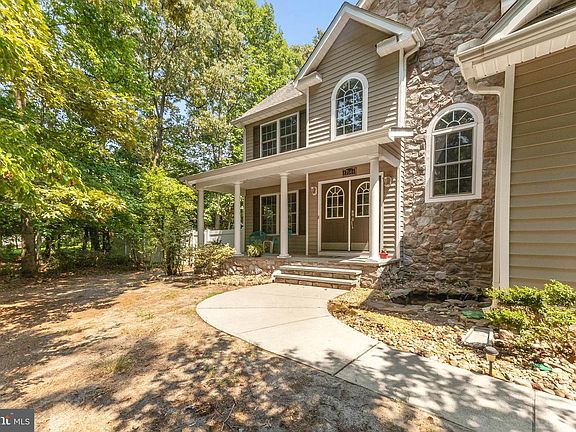 2nd image of 17644 Meadow Dr