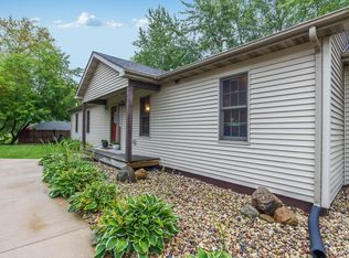 6933 315th Ave, Salem, WI 53168