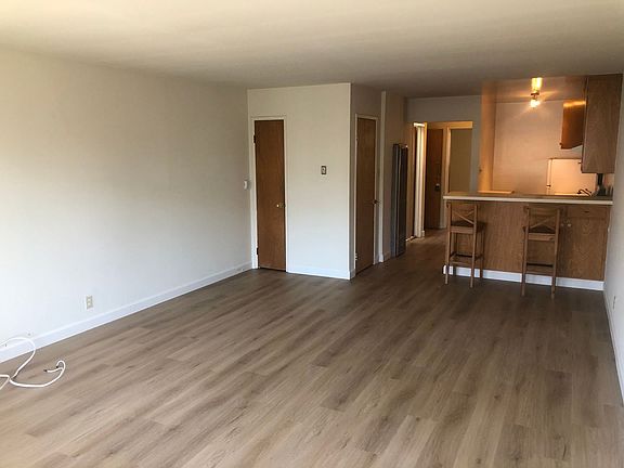 3rd image of 2848 California St #2848_06
