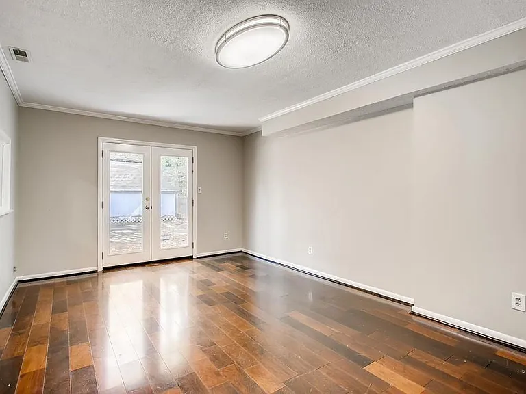 2274 Turtle Lndg NE — Photo 10