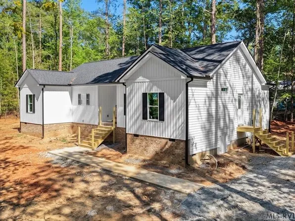 151 Twin Oaks Ln, Littleton, NC 27850