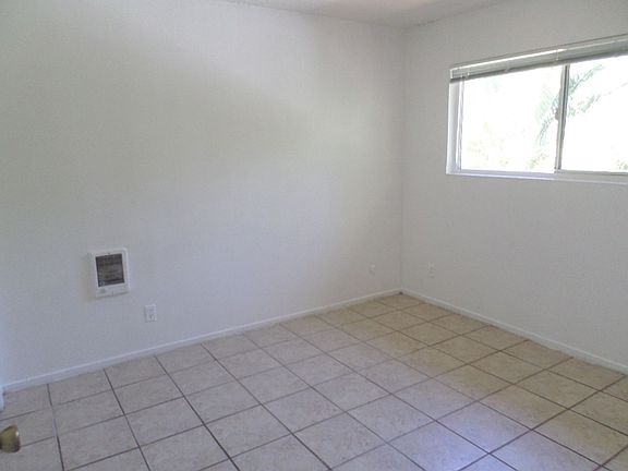 5th image of 960 Sunset Ave APT 1