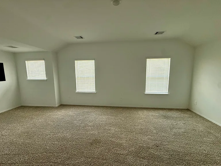 Master Bedroom, Picture 3.
