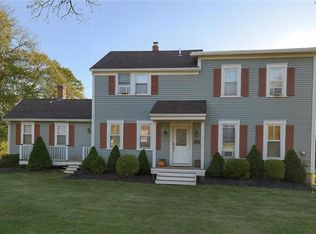 481 Oliphant Ln, Middletown, RI 02842