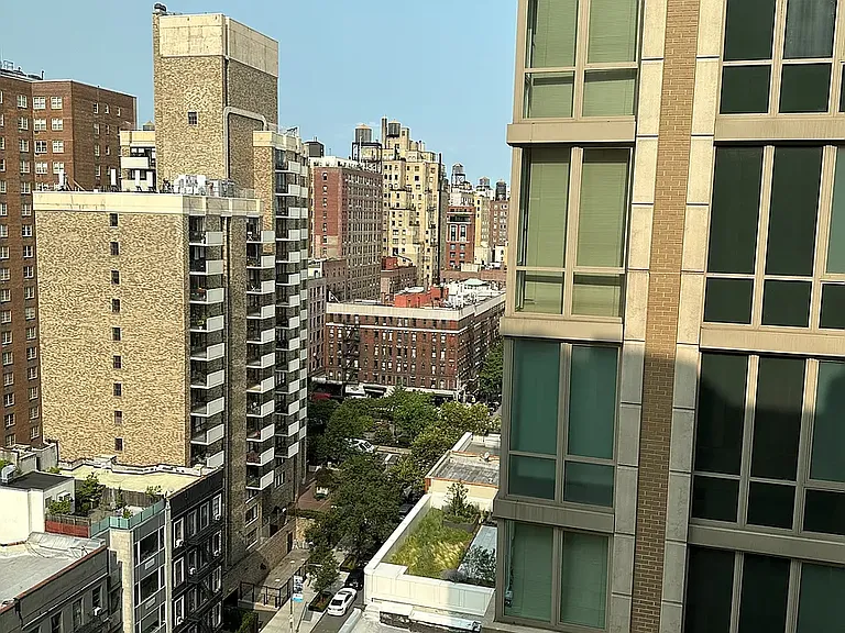 1510 Lexington Ave #17B — Photo 17