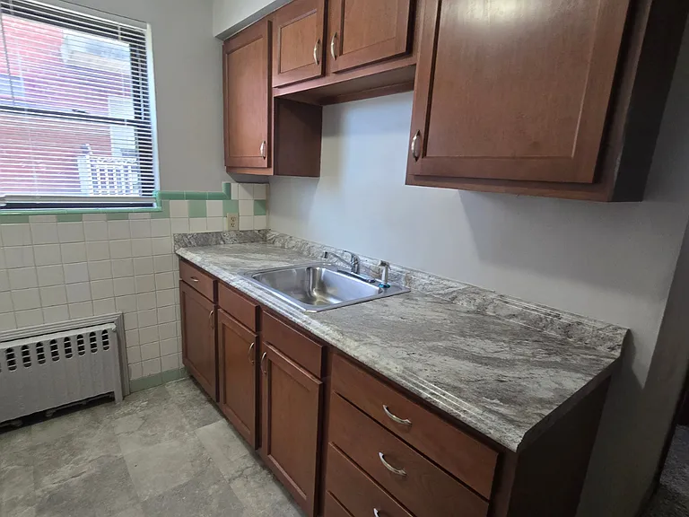 Boudinot Apartments — Photo 29