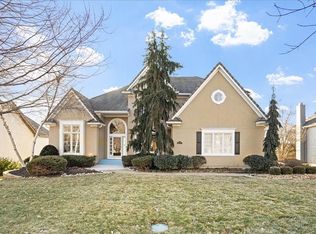 9540 Redbud Ln, Lenexa, KS 66220