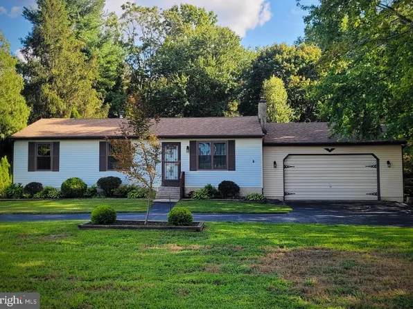 1930 Grant Ave, Williamstown, NJ 08094