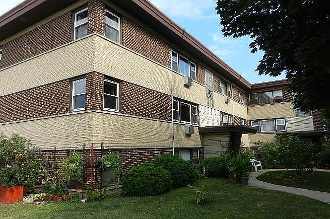 1st image of 30 Conti Pkwy #2S