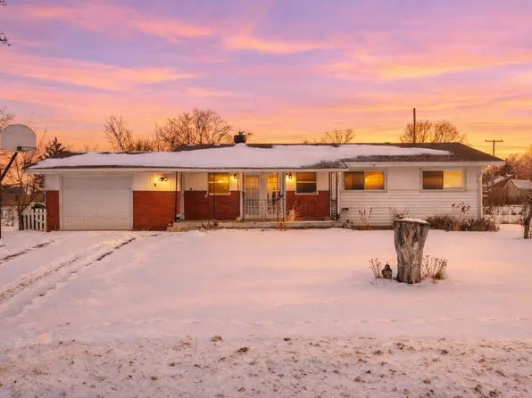 3281 Broadmore Dr, Bay City, MI 48706