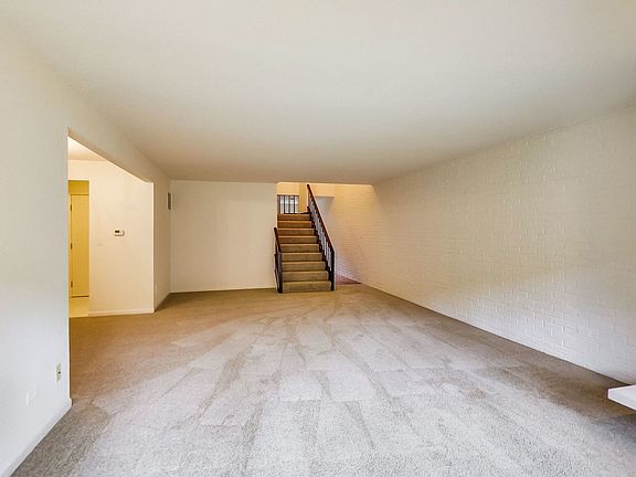 4th image of 1809 Wildberry Dr