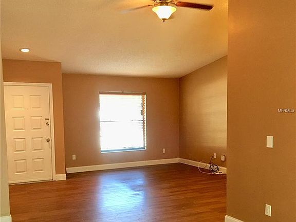 3rd image of 1302 W Arctic St