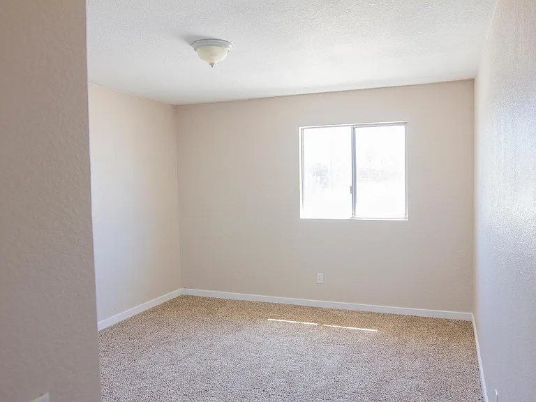 33375 Moreno Rd #2 — Photo 10